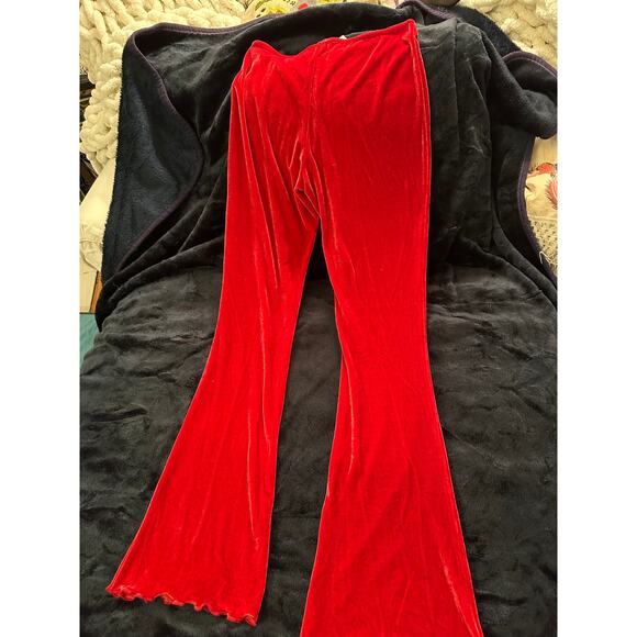 NWT OUT FROM UNDER RED VELVET FLARE PANTS LEGGINGS YOGA SLEEP S URBAN OUTFITTERS - Picture 4 of 11